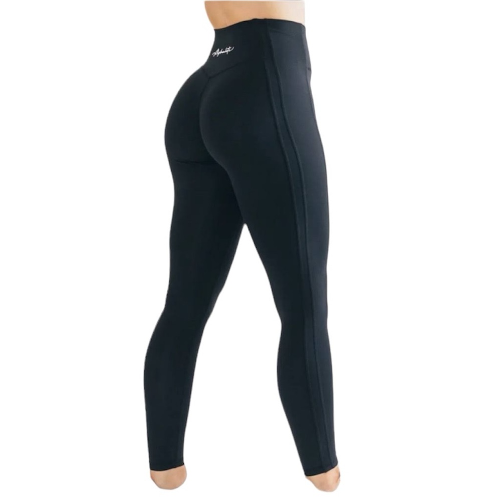 (Sold) Alphalete Black Pulse Leggings Size XS